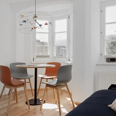 Gruene Haus - Boutique Ecofriendly Apart Otel İnnsbruck