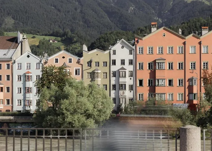 Gruene Haus - Boutique Ecofriendly Hotel apartamentowy 4*