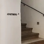 Gruene Haus - Boutique Ecofriendly Апарт-готель Інсбрук