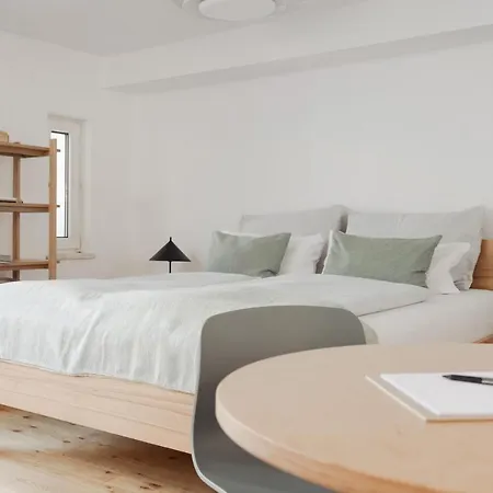 アパートホテル Gruene Haus - Boutique Ecofriendly 4*