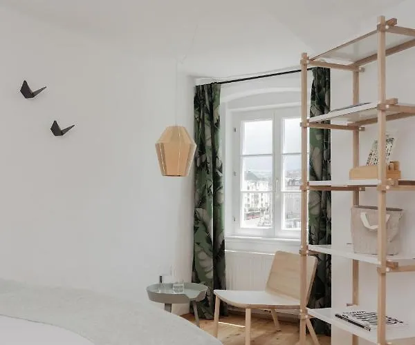 Gruene Haus - Boutique Ecofriendly Апарт-отель Инсбрук